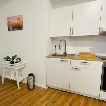Schoenes Apartment - Netflix-Nespresso Дуйсбург Экстерьер фото